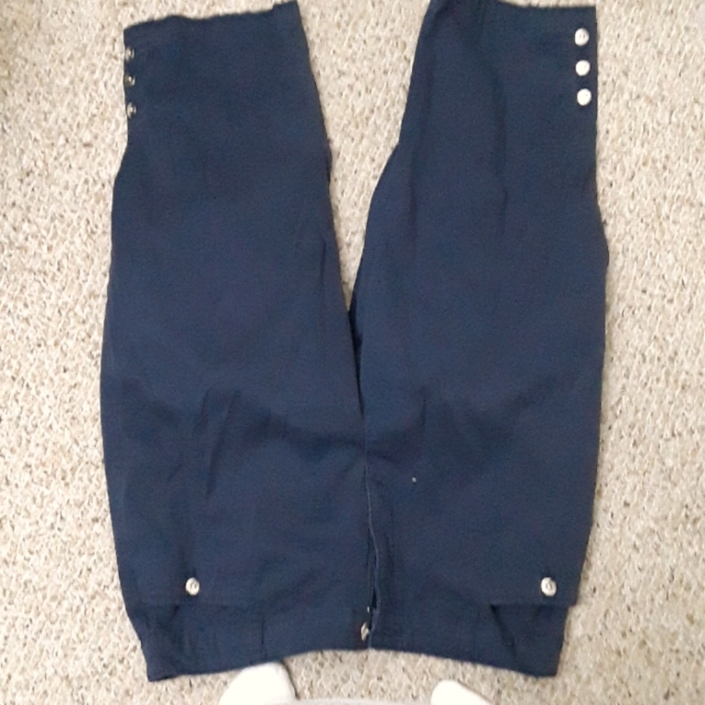 capri pants